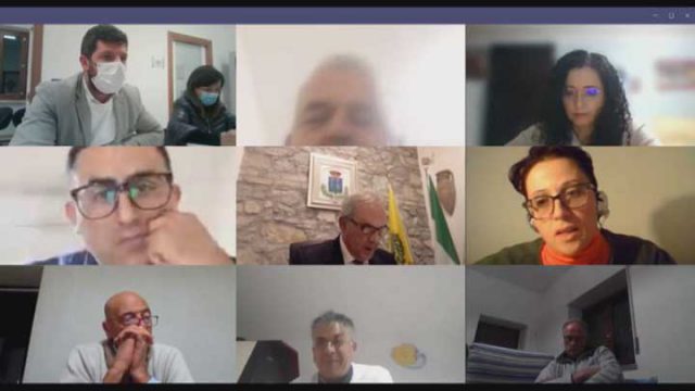 consiglio comunale di Albanella in videoconferenza