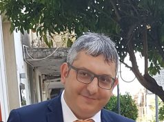 Scossone nella giunta ebolitana, Sgritta rimette la delega al personale