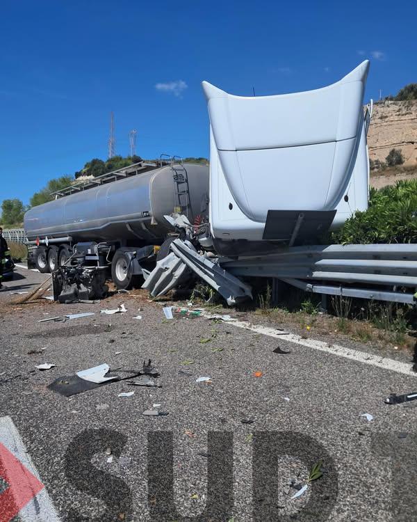 EBOLI INCIDENTE 9 APRILE