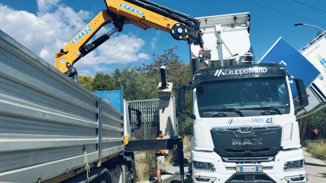 campagna incidente camion insegna1
