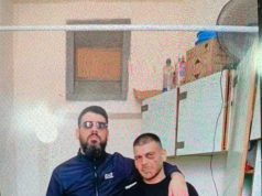 L’omicida del panettiere di Sarno si fotografa in cella con il fratello