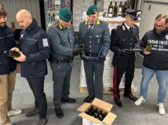 Salerno, sequestrate 18 tonnellate di falso olio extravergine