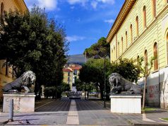 Eboli, uomo trovato senza vita in piazza della Repubblica