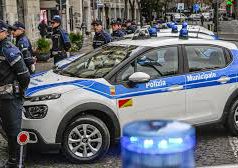 Sala Consilina, auto nel fiume: 23enne salvato da agente fuori servizio