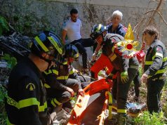 Maiori: motociclista precipita in un burrone