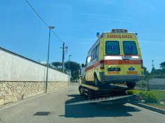 Capaccio Paestum, ambulanza con la targa clonata: denuncia e sanzione