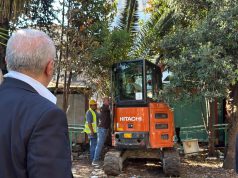 Salerno, abbattuto manufatto nel parco di via Fornari
