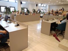 Eboli, IC “Romano” senza aule: presidio in Comune