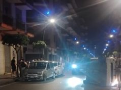 Battipaglia, incidente: auto si ribalta in via Mazzini