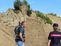 Eboli, area agricola sequestrata dai Carabinieri Forestali: a rischio una colonia di Gruccioni