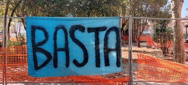 protesta piazza levi eboli