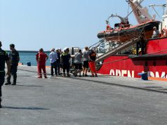 Salerno, al porto il primo sbarco della stagione