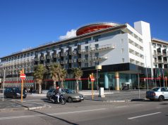 Salerno, De Luca porta il Grand Hotel in Tribunale