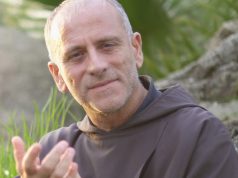 Eboli, fra Massimo Poppiti canta San Francesco