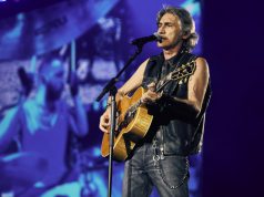 Eboli, al PalaSele la notte di Ligabue: è sold out