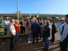 Battipaglia, la protesta dei trattori: «L’agricoltura italiana è morta»